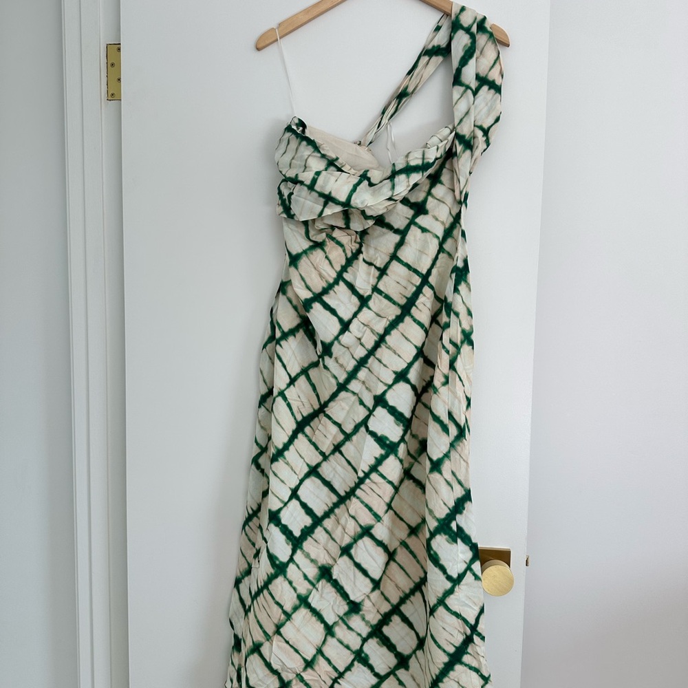 Zara One Shoulder Dress in Green and Cream